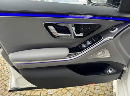 Mercedes-Benz - S-class