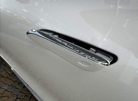 Mercedes-Benz - S-class