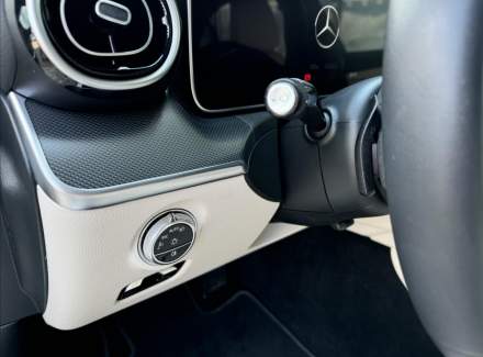 Mercedes-Benz - C-class