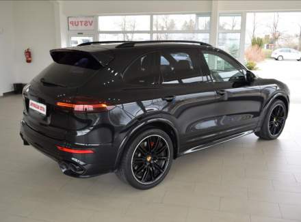 Porsche - Cayenne