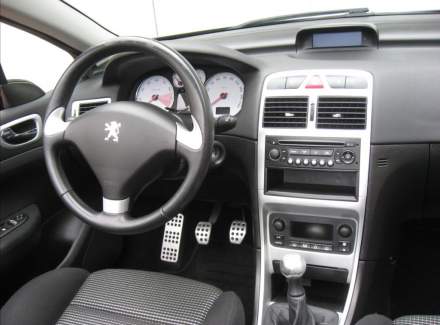 Peugeot - 307