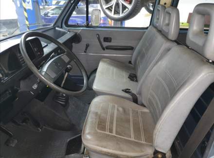 Volkswagen - Caravelle