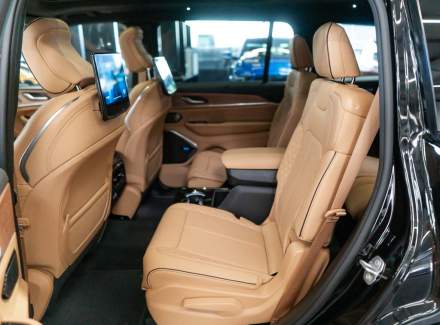 Jeep - Grand Cherokee