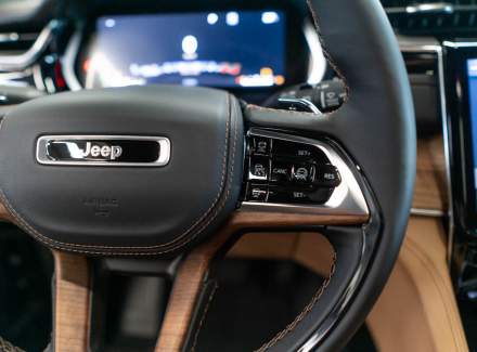 Jeep - Grand Cherokee