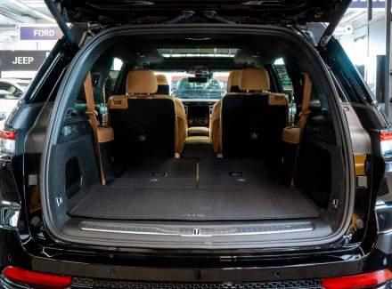 Jeep - Grand Cherokee