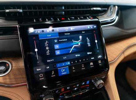 Jeep - Grand Cherokee