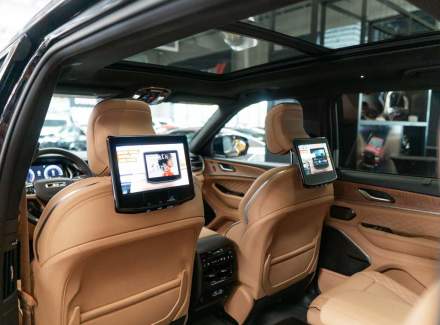 Jeep - Grand Cherokee