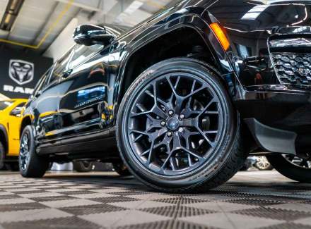 Jeep - Grand Cherokee