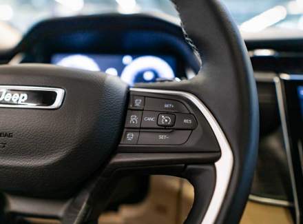 Jeep - Grand Cherokee