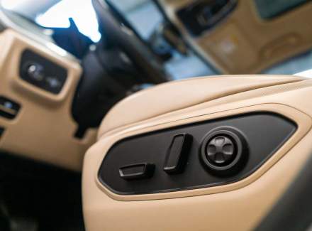 Jeep - Grand Cherokee