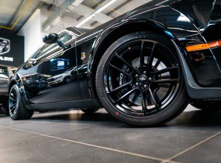 Dodge - Challenger