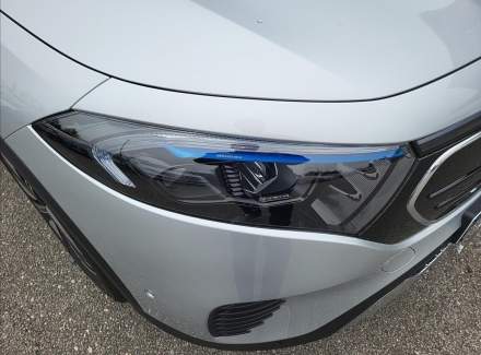 Mercedes-Benz - EQB