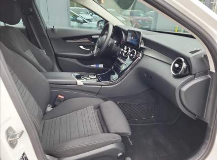 Mercedes-Benz - C-class