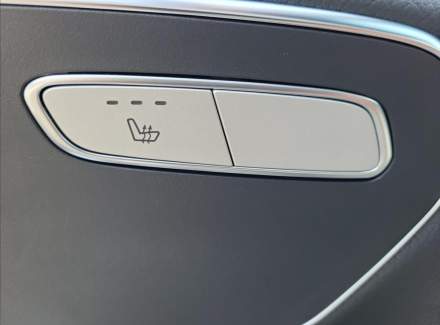 Mercedes-Benz - V-class