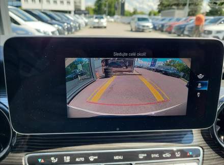 Mercedes-Benz - V-class