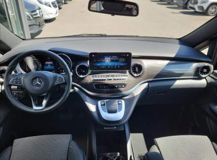 Mercedes-Benz - V-class