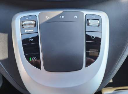 Mercedes-Benz - V-class