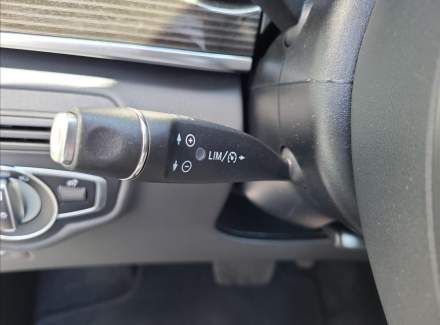 Mercedes-Benz - V-class