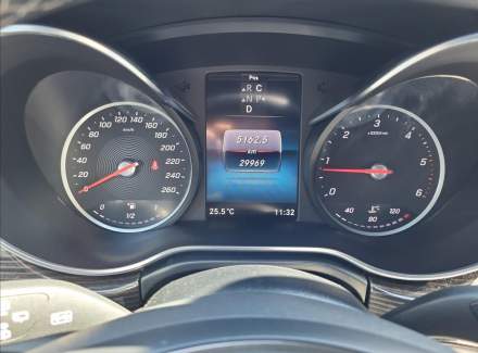 Mercedes-Benz - V-class