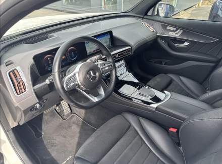 Mercedes-Benz - EQC