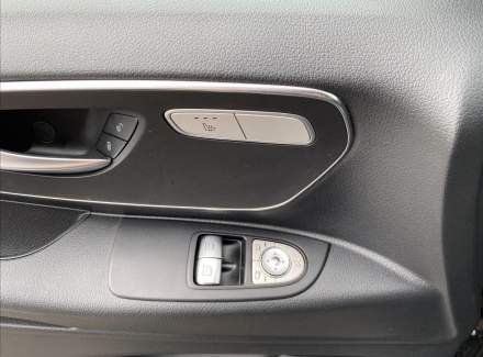 Mercedes-Benz - Vito