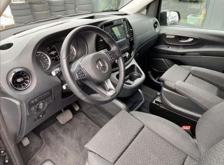 Mercedes-Benz - Vito