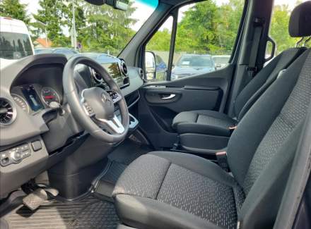 Mercedes-Benz - Sprinter