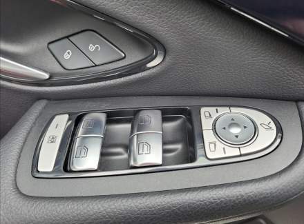 Mercedes-Benz - C-class