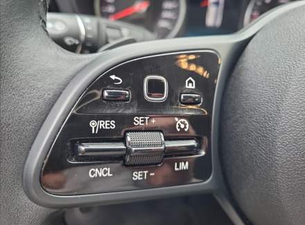 Mercedes-Benz - C-class