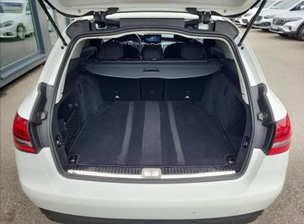 Mercedes-Benz - C-class