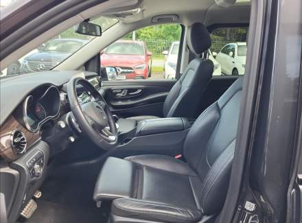 Mercedes-Benz - V-class