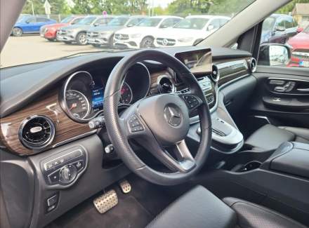 Mercedes-Benz - V-class