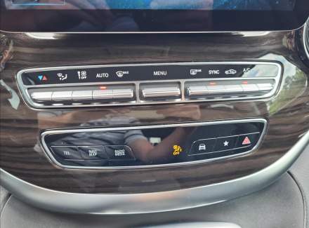 Mercedes-Benz - V-class