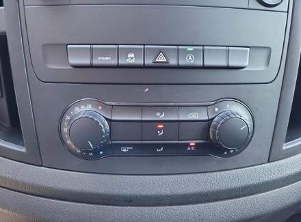 Mercedes-Benz - Vito