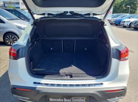 Mercedes-Benz - EQA