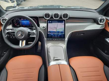 Mercedes-Benz - GLC