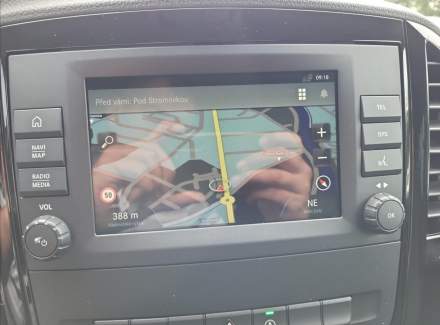 Mercedes-Benz - Vito