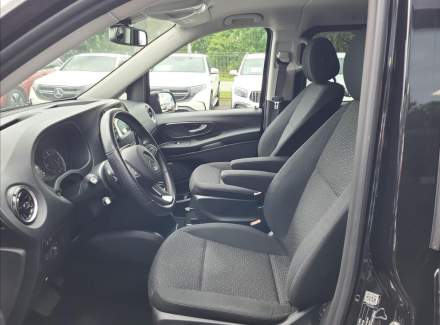Mercedes-Benz - Vito