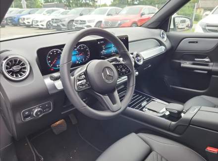 Mercedes-Benz - GLB