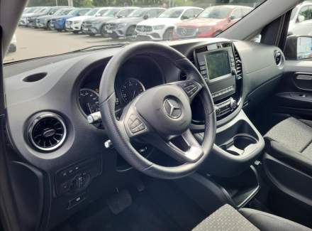 Mercedes-Benz - Vito