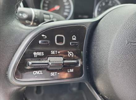 Mercedes-Benz - C-class