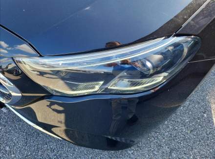 Mercedes-Benz - E-class