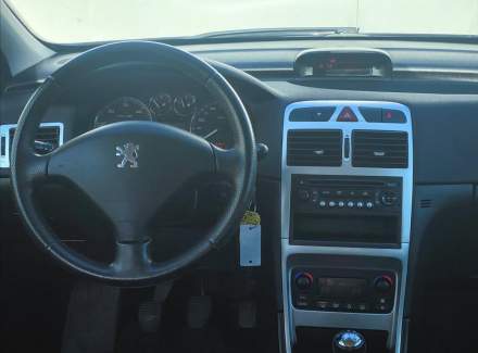 Peugeot - 307