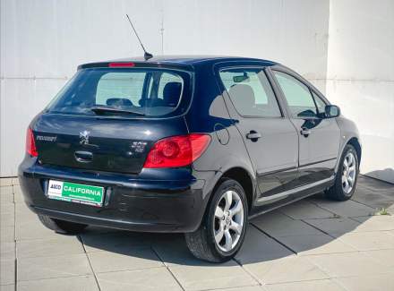 Peugeot - 307