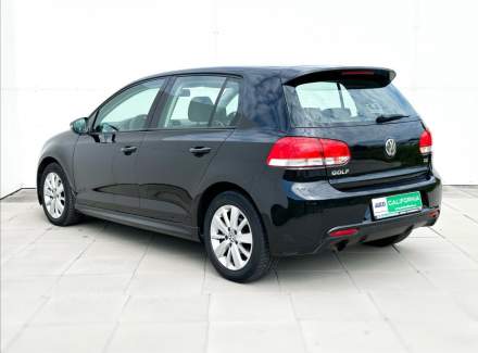 Volkswagen - Golf