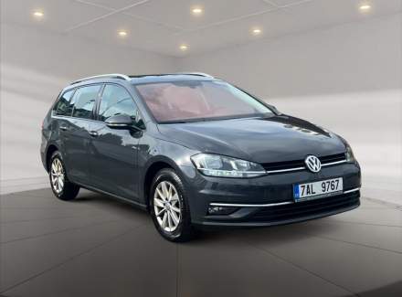 Volkswagen - Golf