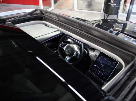 Mercedes-Benz - C-class