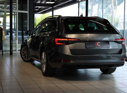 Škoda - Superb