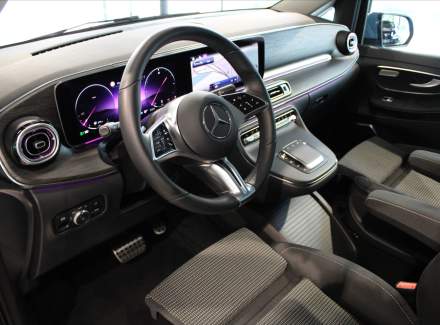 Mercedes-Benz - V-class