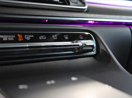 Mercedes-Benz - V-class